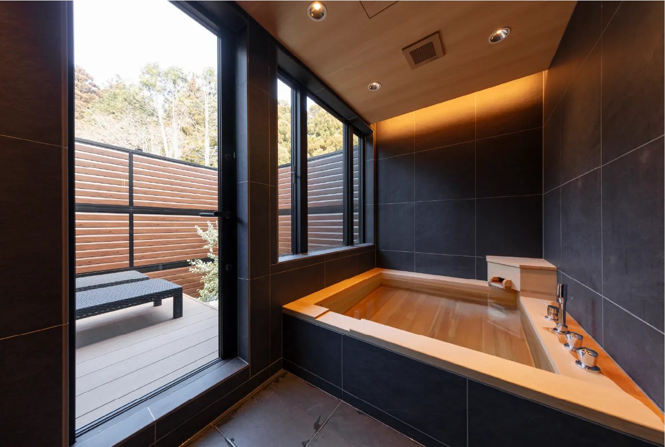 温泉：茜（AKANE）